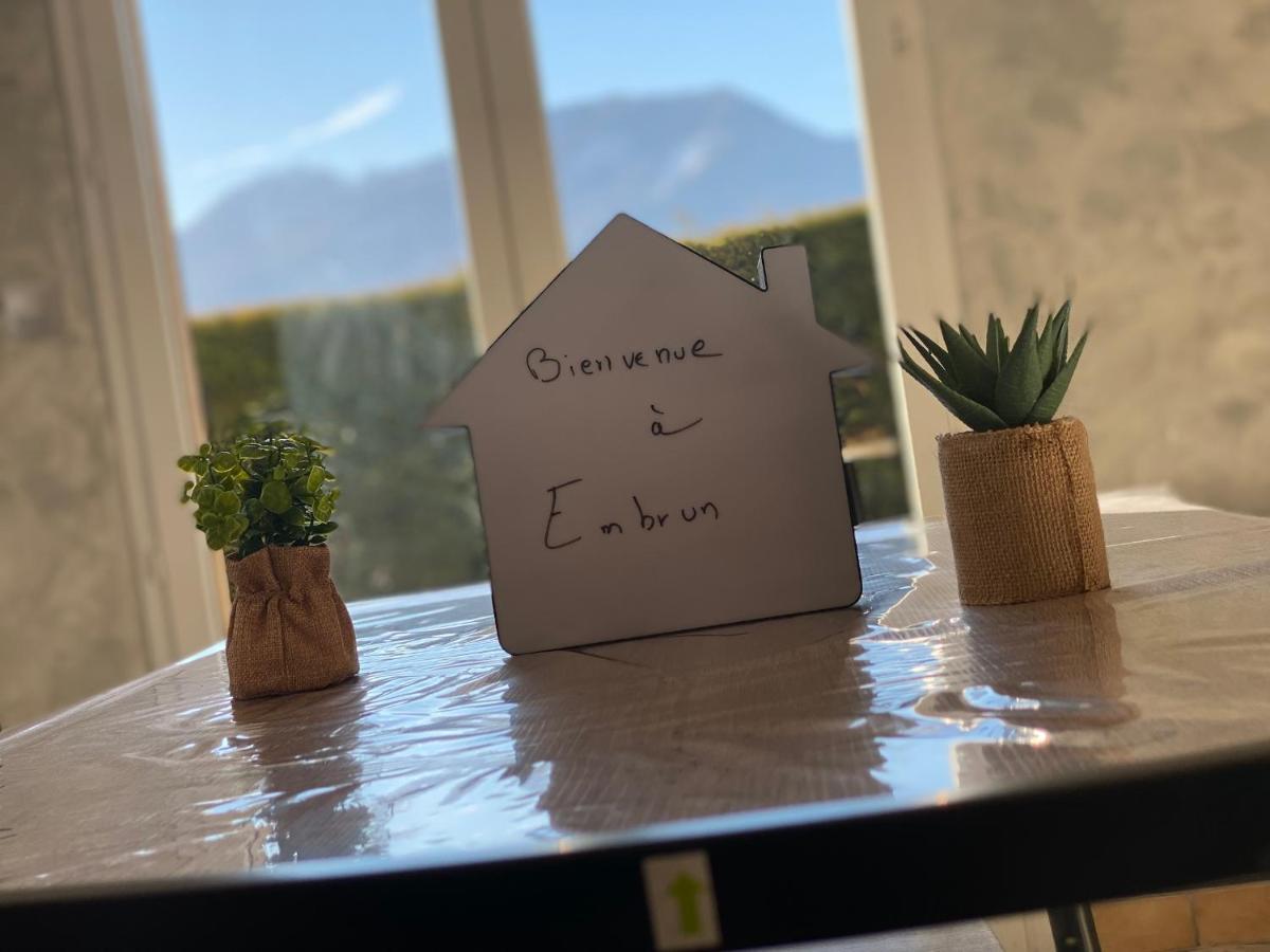 Embrun - Appartement 4/6 Personnes Avec Exterieurs Екстериор снимка